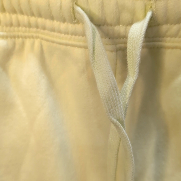 GAP YELLOW SWEAT SHORTS XXL - Picture 5 of 9
